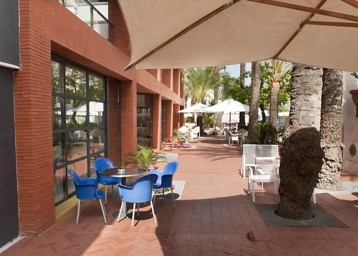 El Palmeral 3*