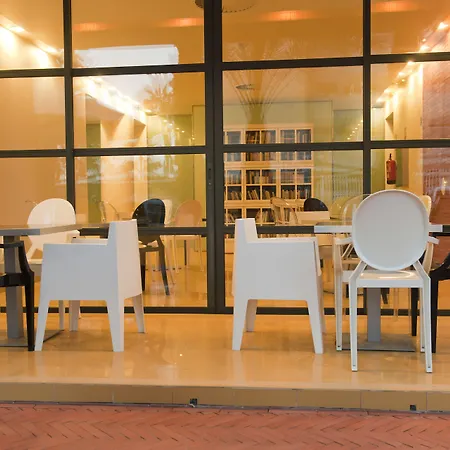 Hotel El Palmeral 3*